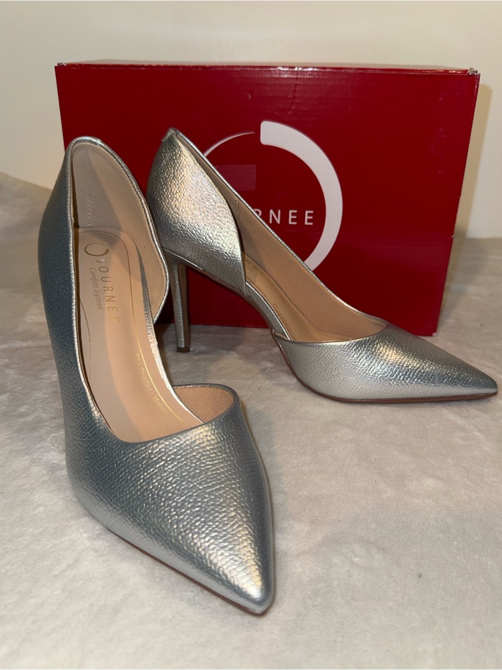 Journee Collection Metallic Silver Pointed D'Orsay Heels